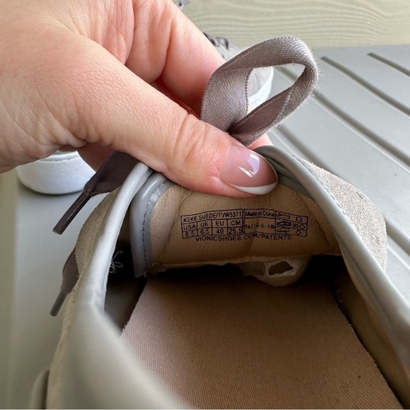 Vionic Keke Suede Upper Casual Supportive Sneakers Gray Size 8.5 Women’s - Picture 10 of 10